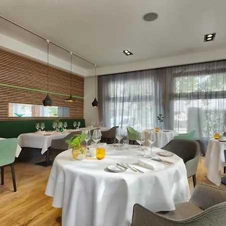 Eckert - Lifestyle Design & Fine Dining Bei Basel Hotell