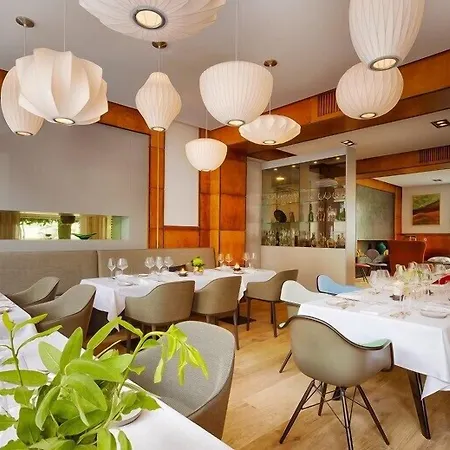 Eckert - Lifestyle Design & Fine Dining Bei Basel فندق