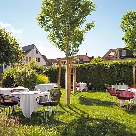 Eckert - Lifestyle Design & Fine Dining Bei Basel מלון